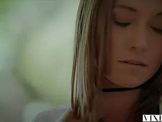 সেক্সি, এক মহিলা বহু পুরুষ হিন্দি সেক্সি বিএফ