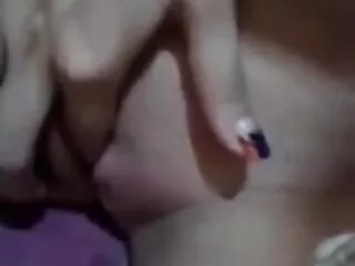 স্বর্ণকেশী, সুন্দরী বালিকা